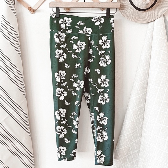 Sam Edelman Bold Garden Cropped Floral Leggings - Picture 1 of 5